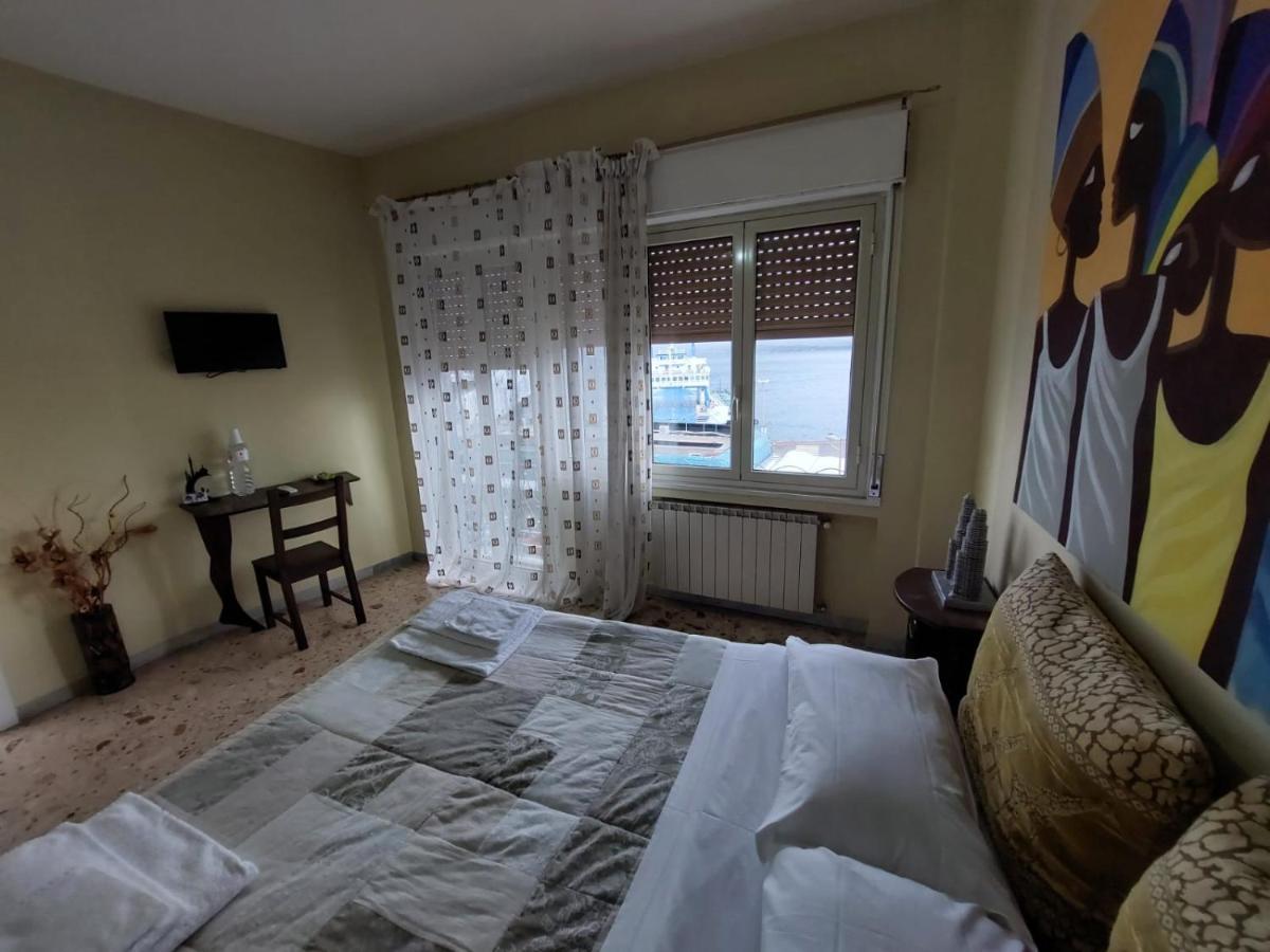 B&B Il Mappamondo Messina Bagian luar foto